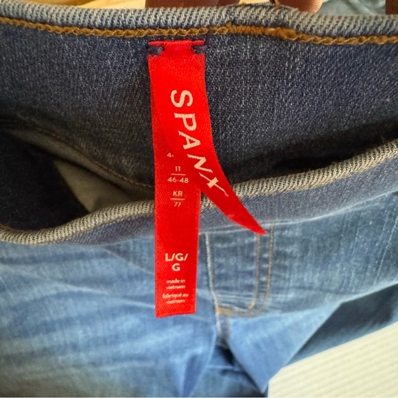 Spanx flare jeans stretchy size Large - Picture 3 of 7